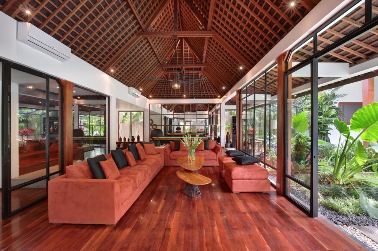 You Think You Know Canggu - Think Again! Stunning Large Luxxe 7Bed Villa エクステリア 写真
