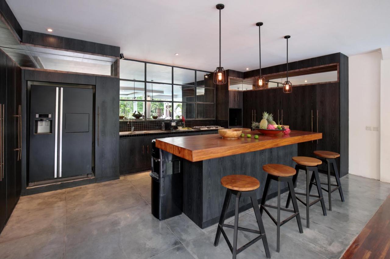 You Think You Know Canggu - Think Again! Stunning Large Luxxe 7Bed Villa エクステリア 写真