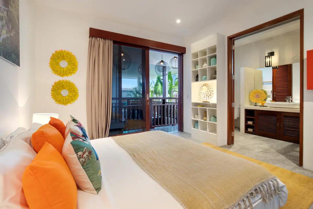 You Think You Know Canggu - Think Again! Stunning Large Luxxe 7Bed Villa エクステリア 写真